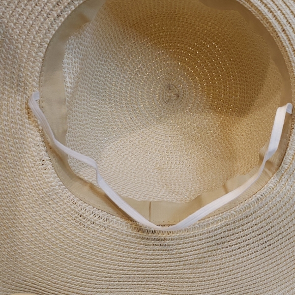 Spring Summer Hat - Picture 4 of 4